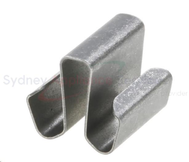 BOSCH CLIP DISTANCE HOLDER INTERMEDIATE GLASS - 00634137 - 00634137 - Part for - - Models: B57CR22N0B/40, B57CR22N0B/63, B57VS26N0B/91 BOSCH CLIP DISTANCE HOLDER INTERMEDIATE GLASS - 00634137 - 00634137 - Part for - - Models: B57CR22N0B/40, B57CR22N0B/63, B57VS26N0B/91